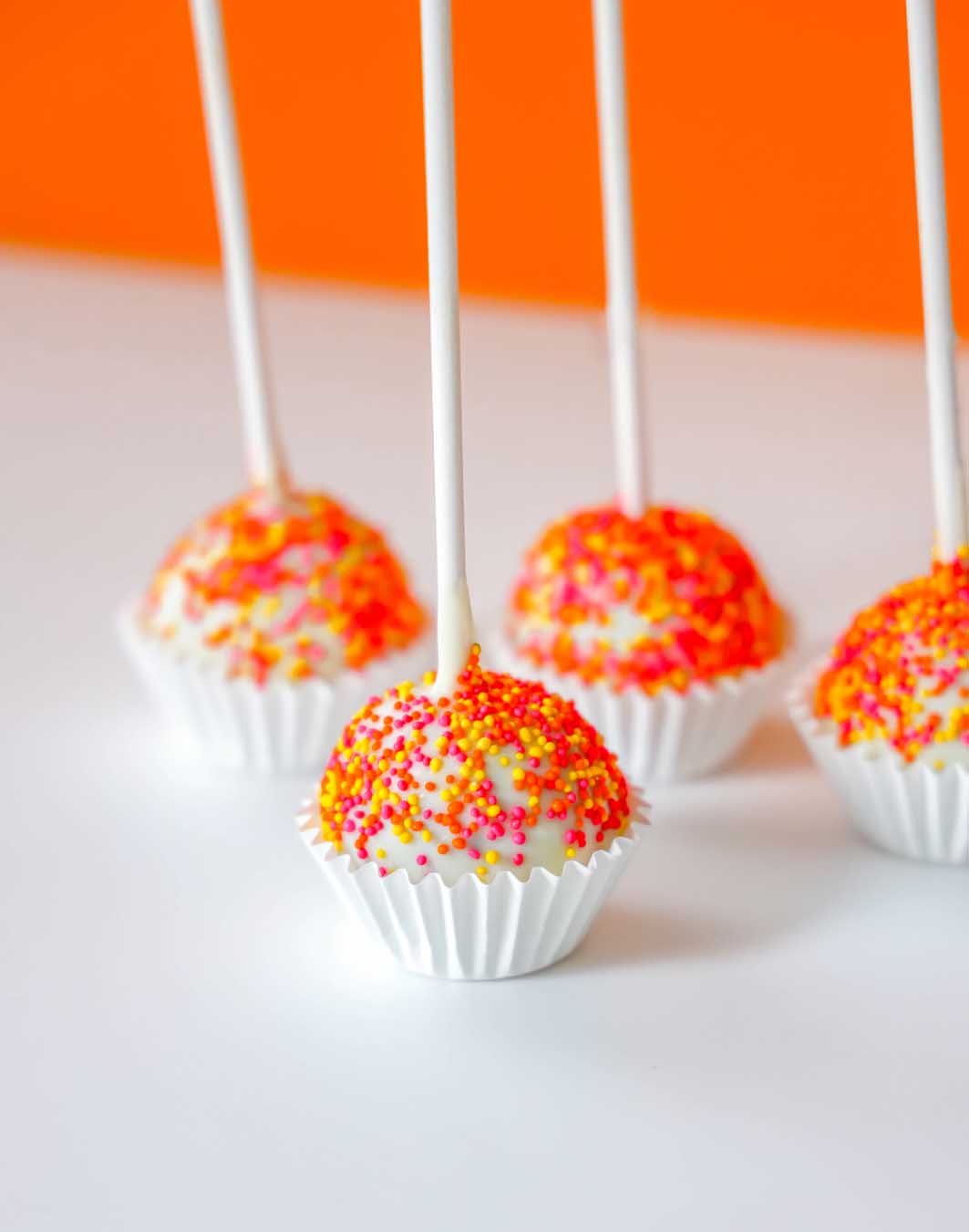 Custom Cake Pops